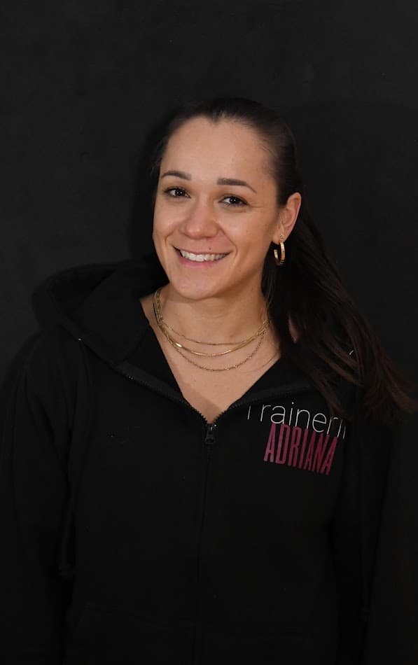 Adriana — Trainerin bei den Polerinas